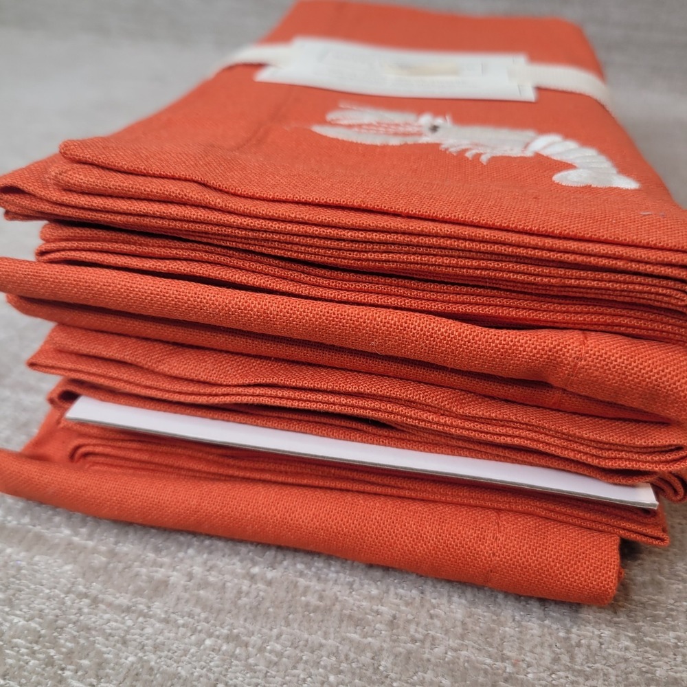 Williams Sonoma Embroidered Lobster 20x20 100% Cotton Napkins Set of 8 NEW - Picture 8 of 8
